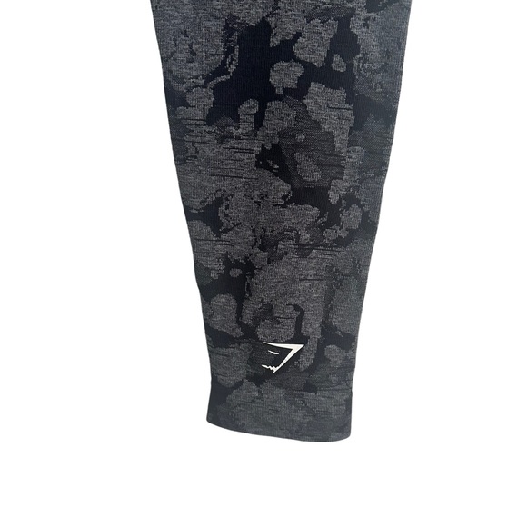 Gymshark Adapt Black and Grey Camo Seamless Leggings Size Medium - Picture 5 of 6